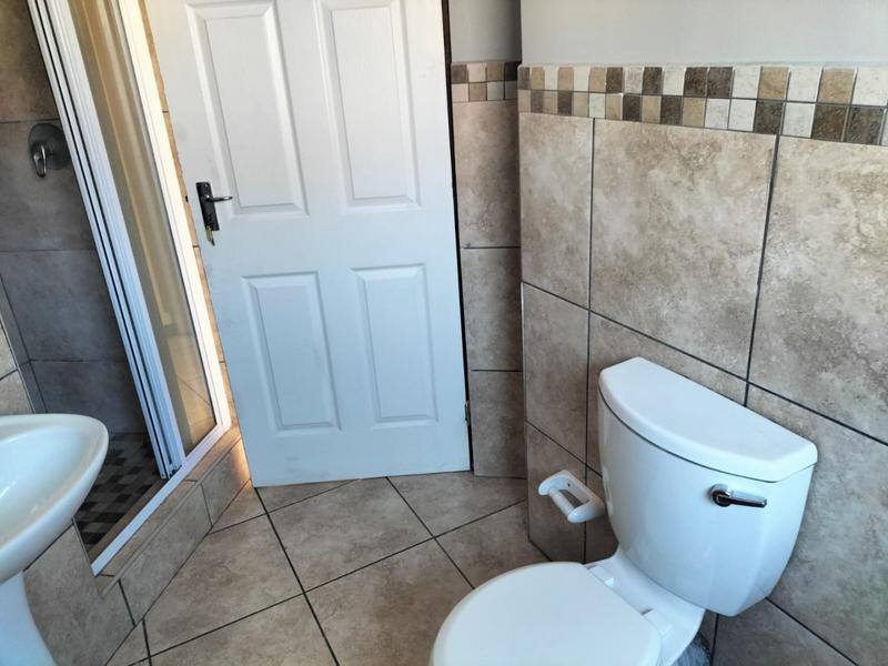 2 Bedroom Property for Sale in Pellissier Free State